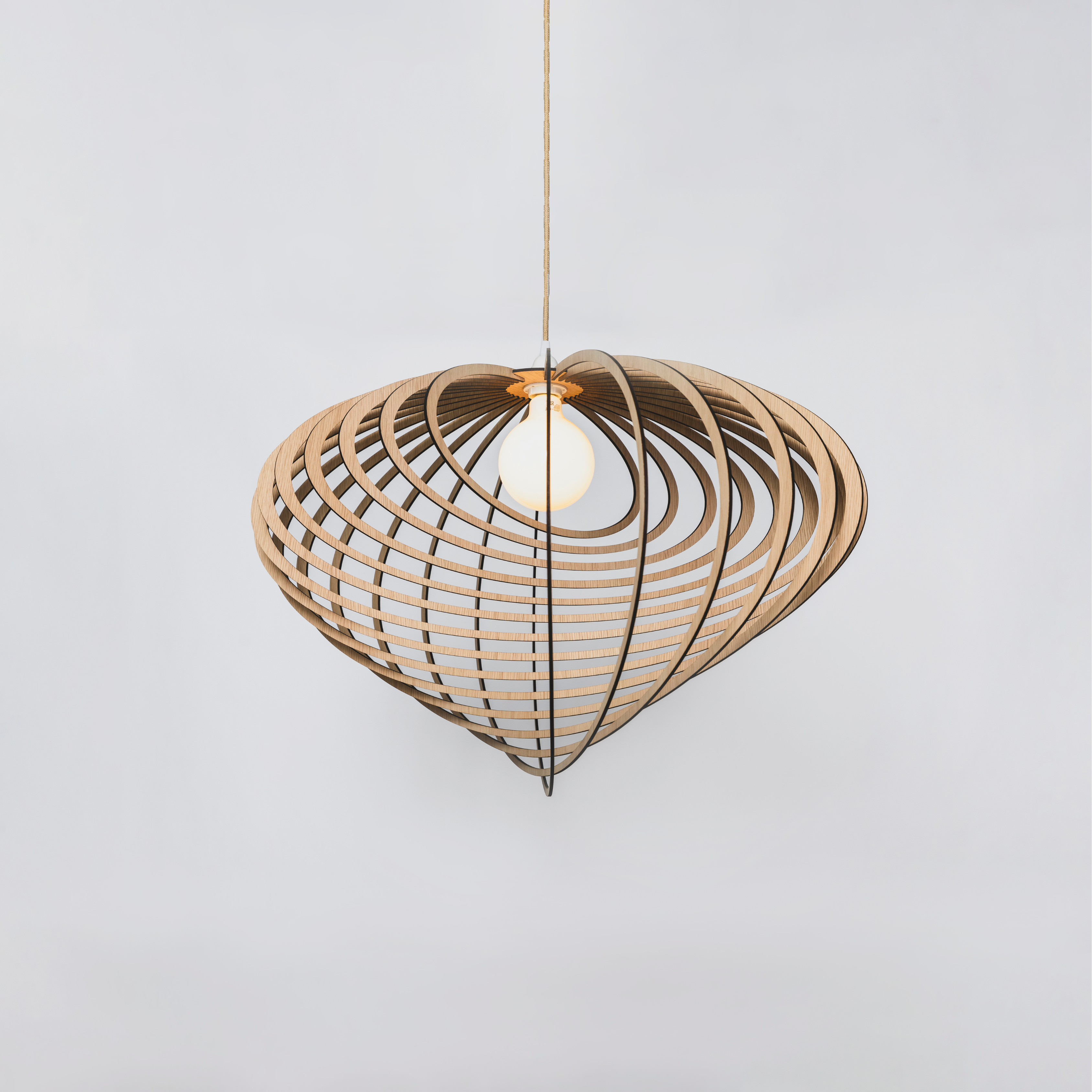 Large raw oak nashira